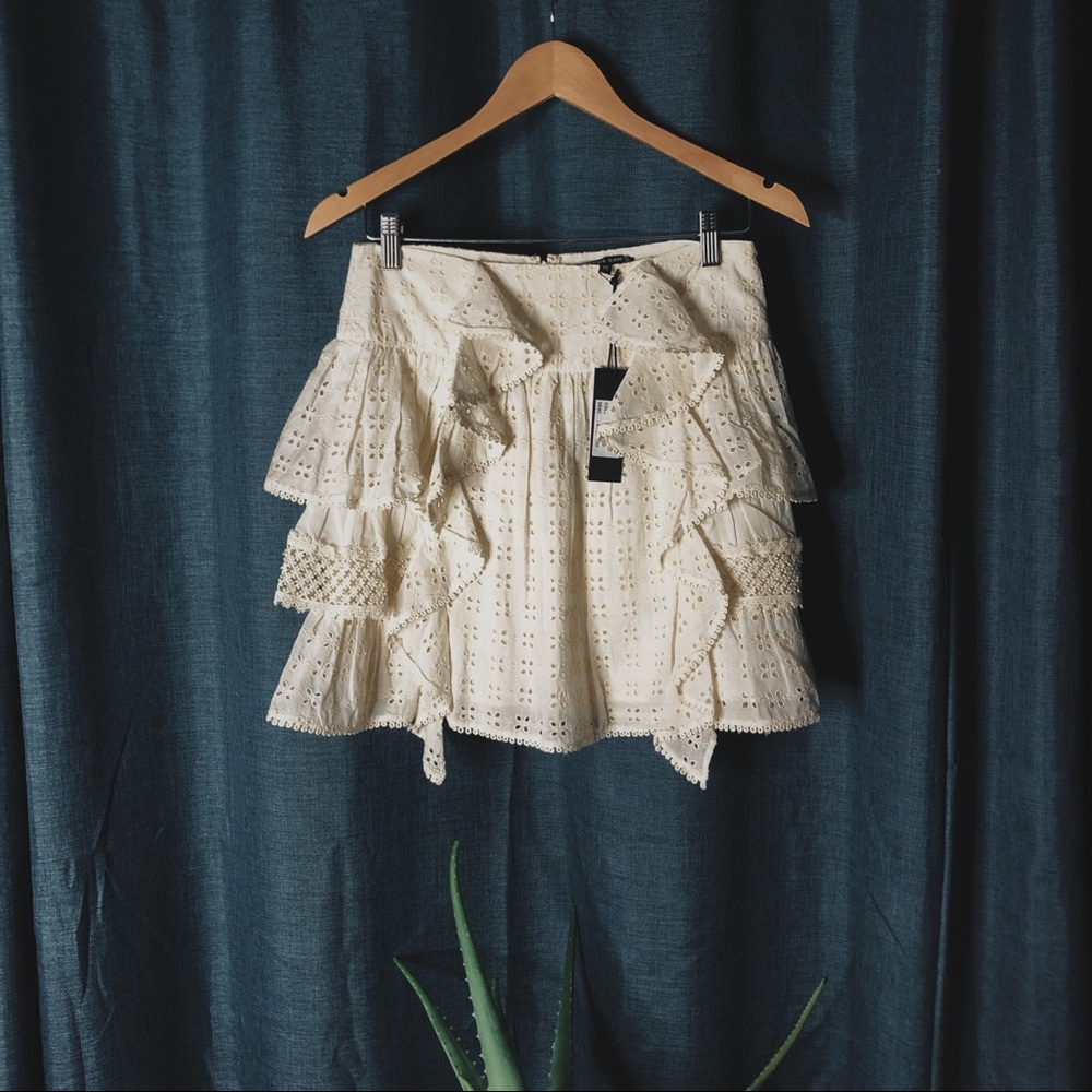 💥24 HR CLEAR-OUT💥 Love Sam Lace Mini Skirt